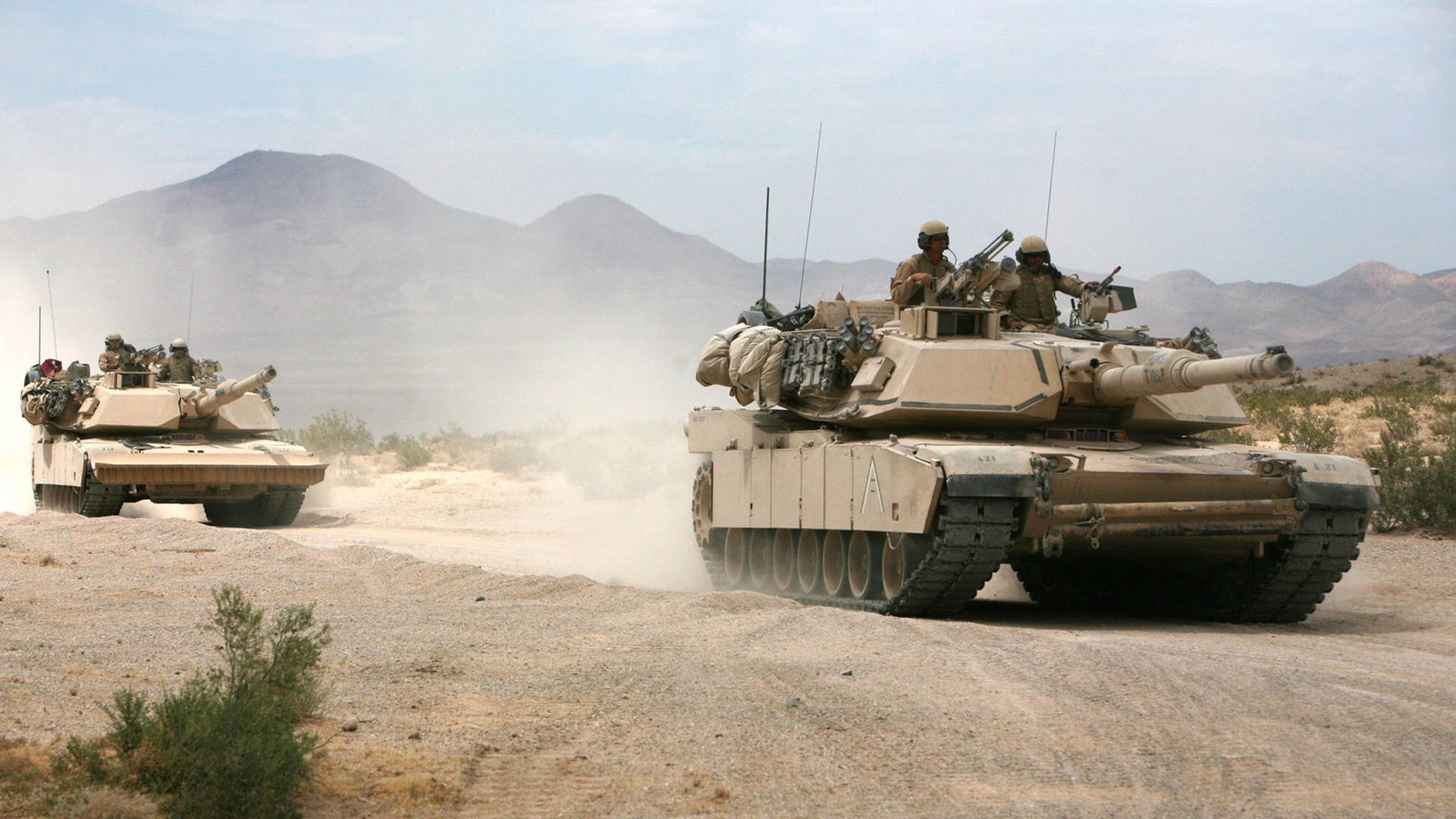 开云中国大陆-“荒野追逐:穿越山谷与沙漠的极速之战”,荒野追踪电影剧情女主背叛  第2张 开云中国大陆-“荒野追逐:穿越山谷与沙漠的极速之战”,荒野追踪电影剧情女主背叛  第2张